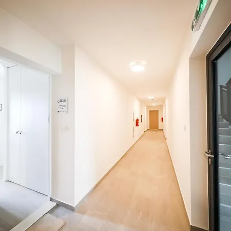 شقة Allegro Exclusive 2 With Private Parking And Balcony