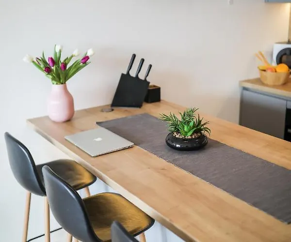 Allegro Exclusive 2 With Private Parking And Balcony Lejlighed *