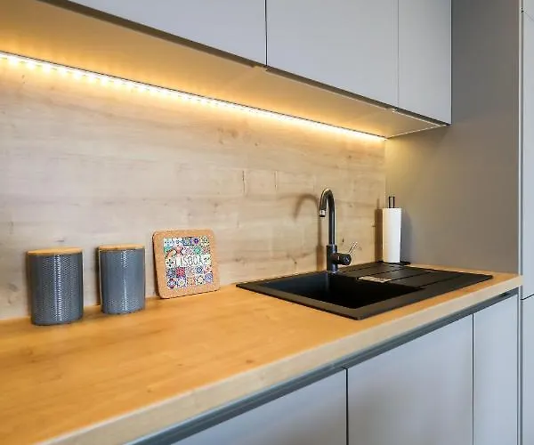 Apartmán Allegro Exclusive 2 With Private Parking And Balcony Zadar