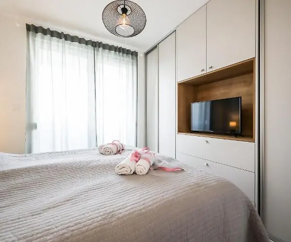Apartmán Allegro Exclusive 2 With Private Parking And Balcony *